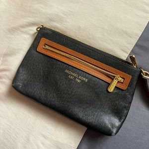 Michael Kors wristlet/ mini purse